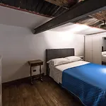 Casa Calu\'